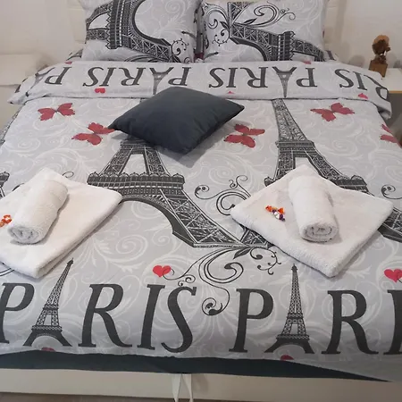 Azra Appartement