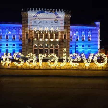 Azra Apartman