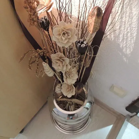 Azra Apartamento *